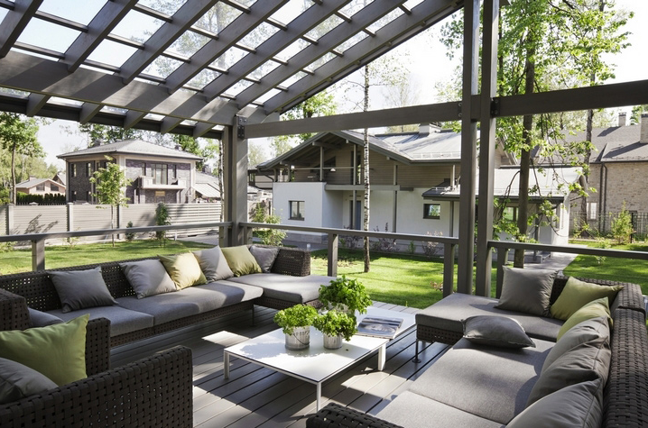 Приватним особам